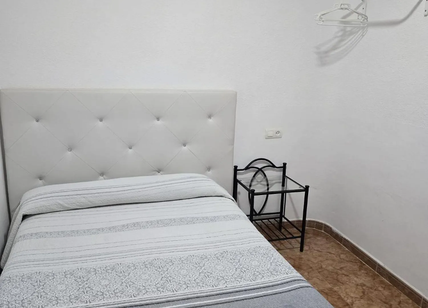 Rooms Los Montes Granada 0*,